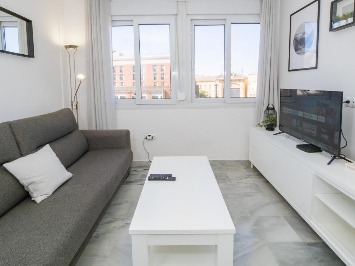 Cubo'S Apartamento Atocha With Optional Parking Малага Экстерьер фото