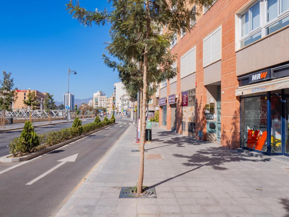 Cubo'S Apartamento Atocha With Optional Parking Малага Экстерьер фото